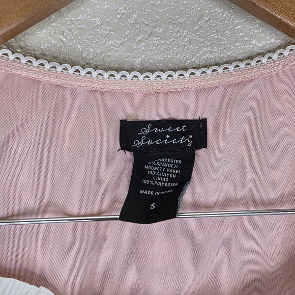 Sweet Society Pastel Pink Lace Coquette  Babydoll Short Top Juniors Size Small - Picture 3 of 15